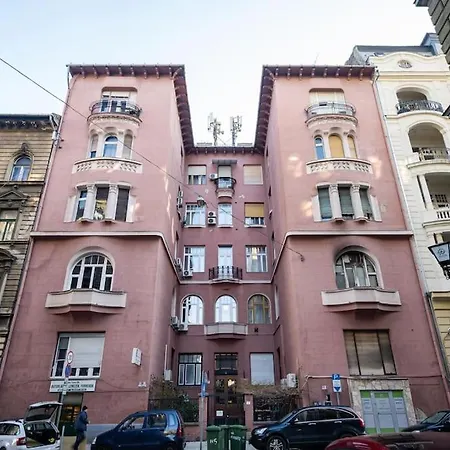 Apartment Hg *