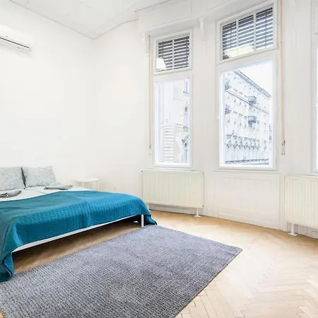 Hg Apartment *