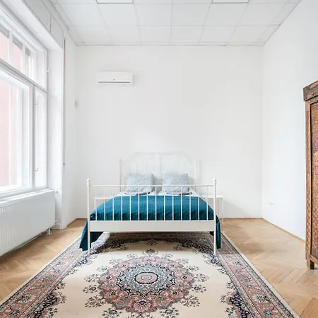 Apartment Hg *